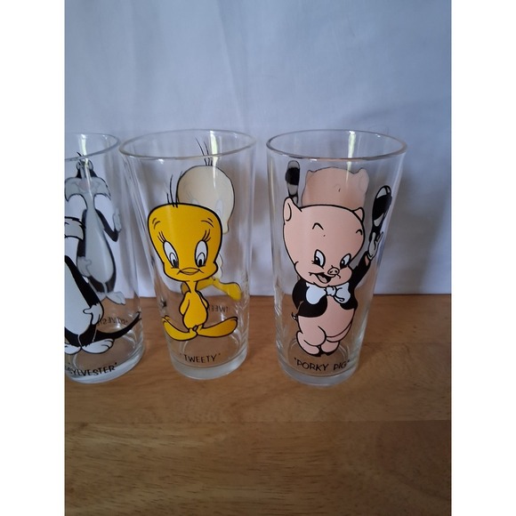 Vintage 16 ounce Cartoon Characters Glasses 1973 - Picture 3 of 9
